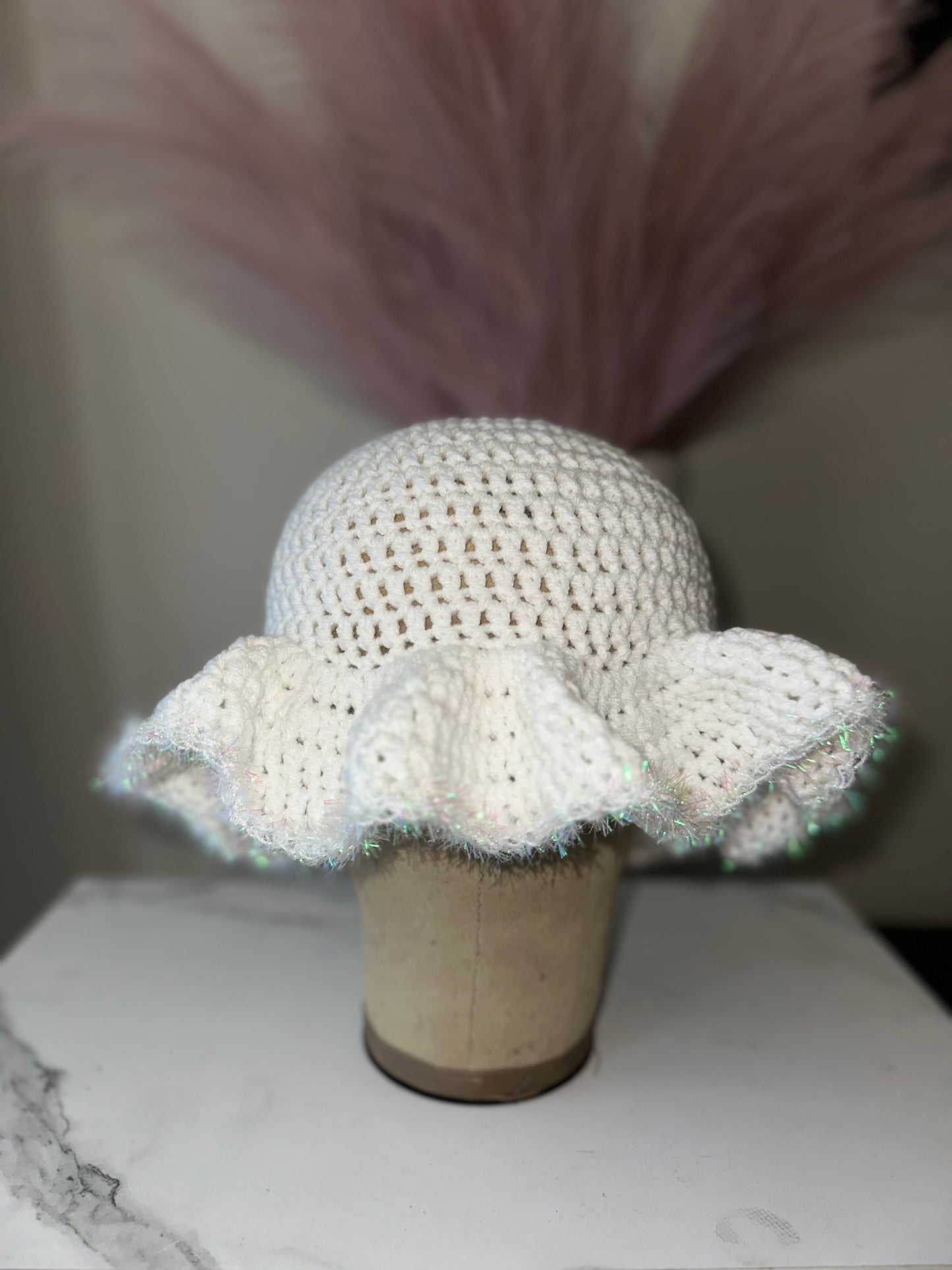Wavy hat