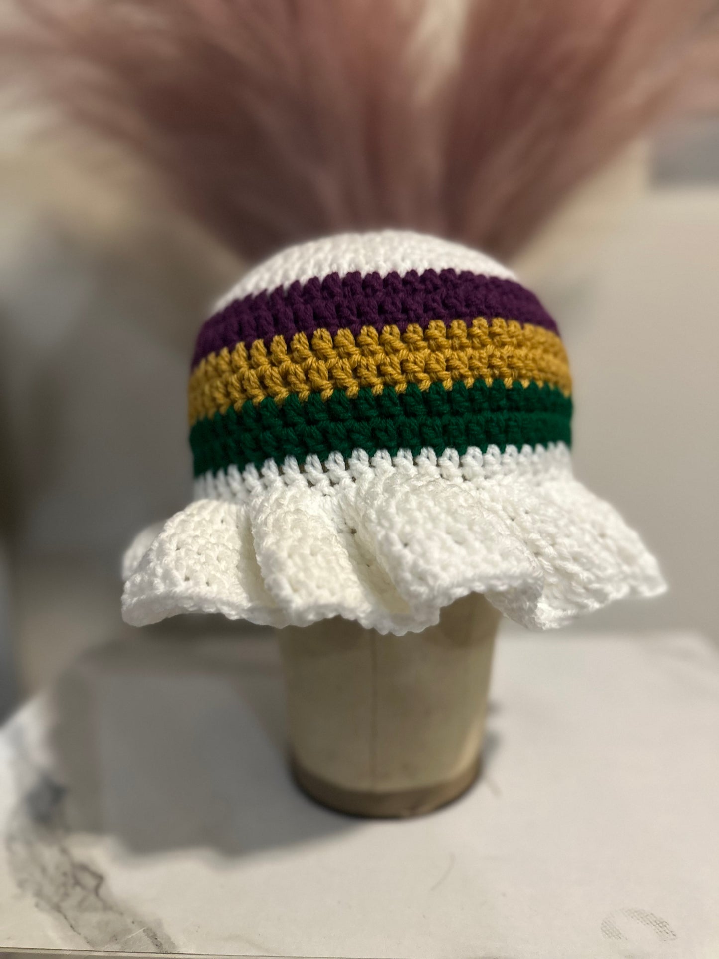 Wavy hat