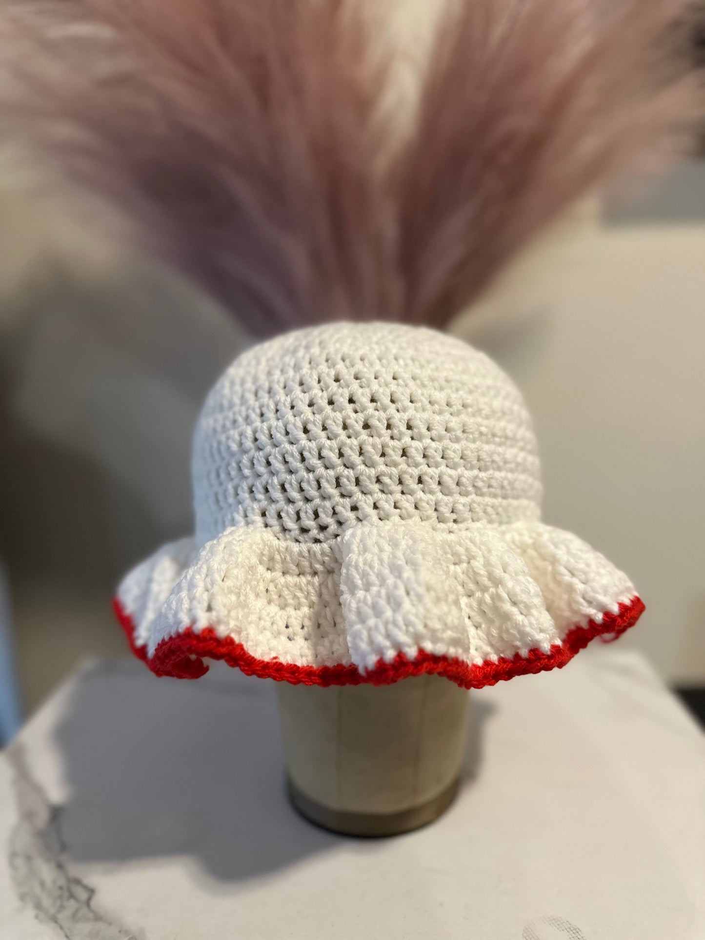 Wavy hat