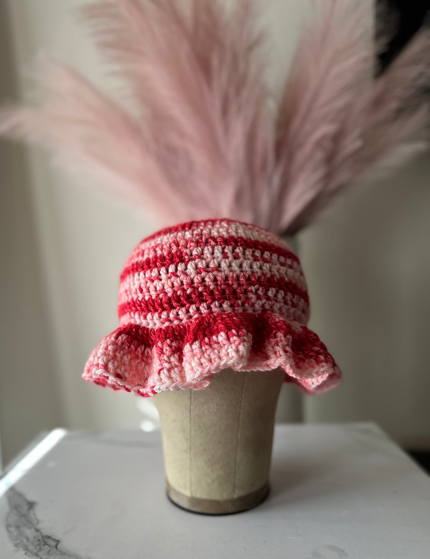 Wavy hat